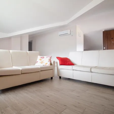 Rivamare - 招待所