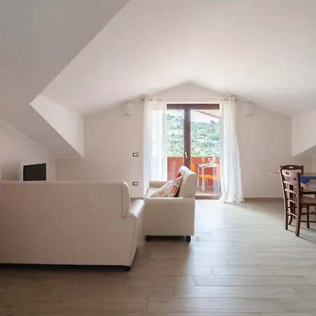 Rivamare - 招待所 阿格罗波利