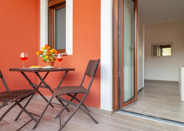 Rivamare - 4* 아그로폴리